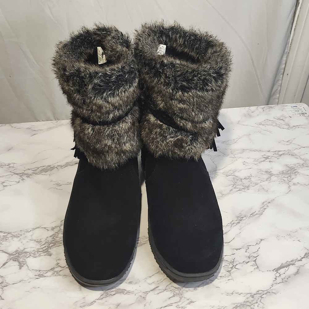 Minnetonka Everett Women’s Black Suede Leather Faux Fur Lined Winter Boots 11